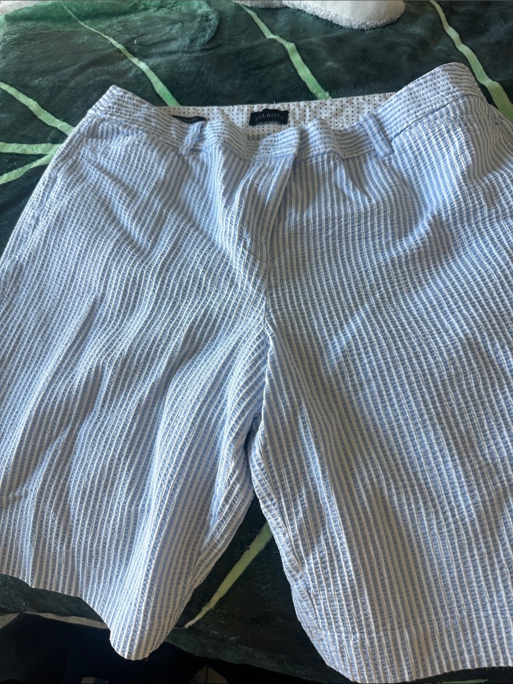 Talbots Blue & White Seersucker women’s Flat Front Shorts